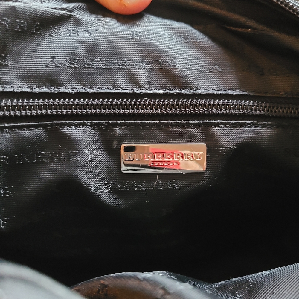 Purses - Picture 4 of 5
